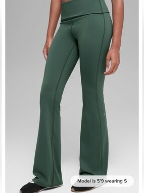 Alo Softsculpt Foldover Flare Leggings, Like New, small
